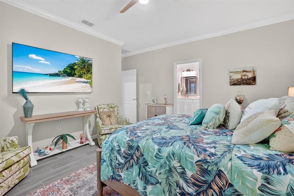 For Sale: $439,900 (3 beds, 2 baths, 1716 Square Feet)