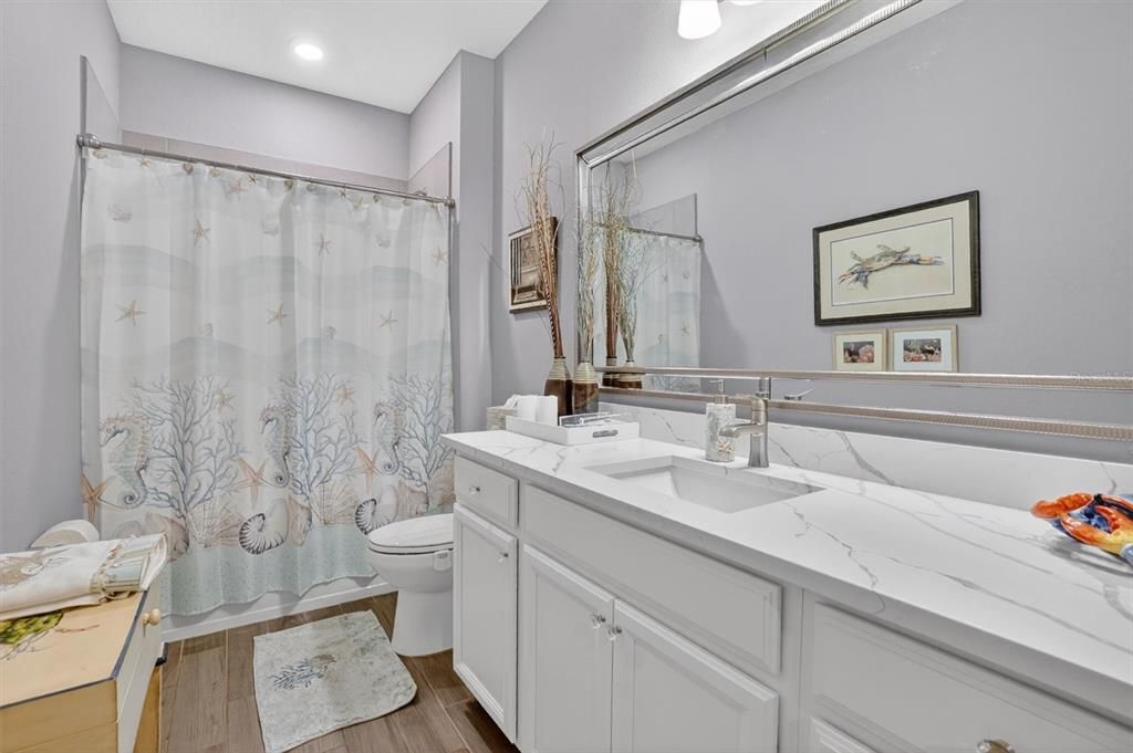 For Sale: $439,900 (3 beds, 2 baths, 1716 Square Feet)