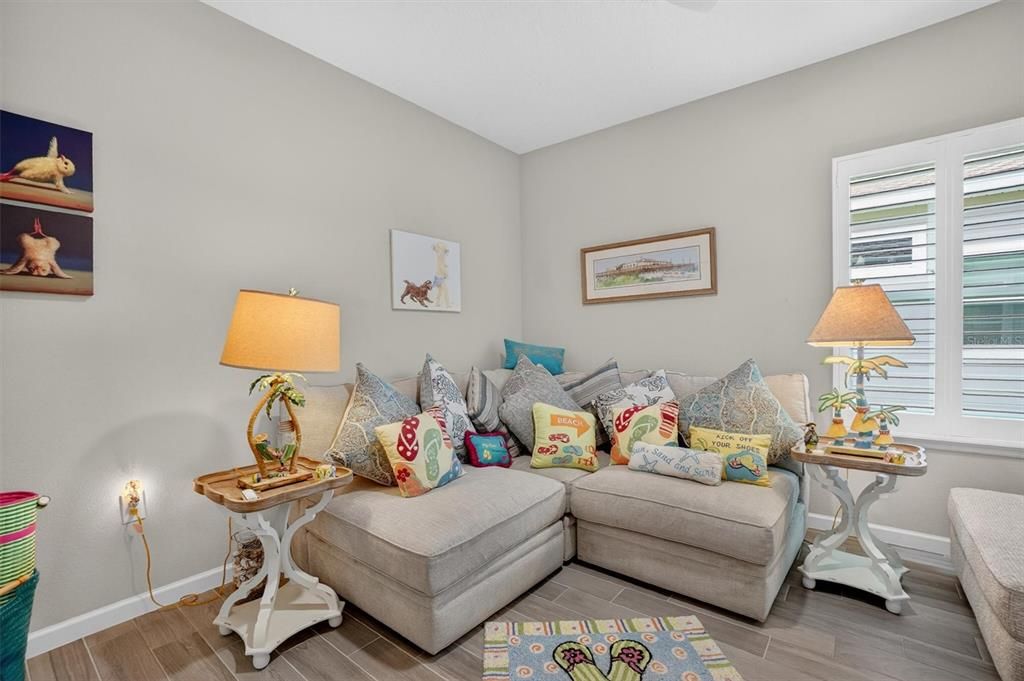 For Sale: $439,900 (3 beds, 2 baths, 1716 Square Feet)