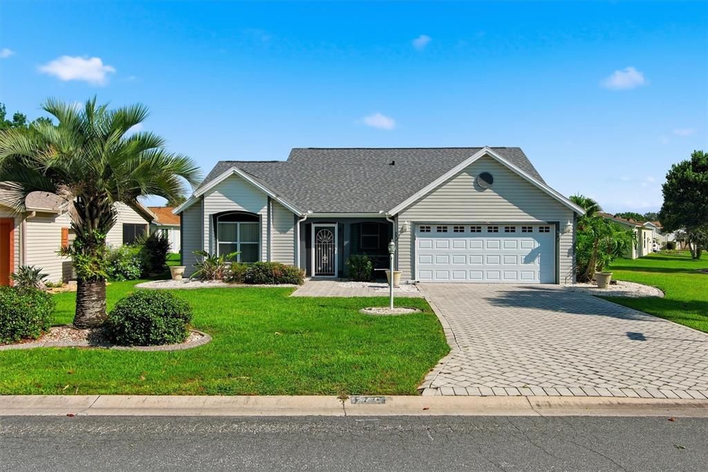 For Sale: $339,000 (2 beds, 2 baths, 1541 Square Feet)