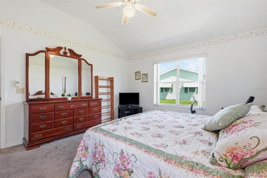 For Sale: $339,000 (2 beds, 2 baths, 1541 Square Feet)
