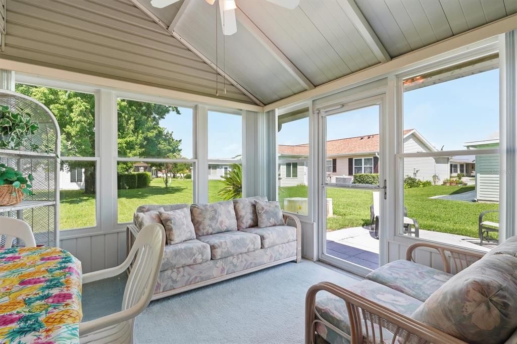 For Sale: $339,000 (2 beds, 2 baths, 1541 Square Feet)