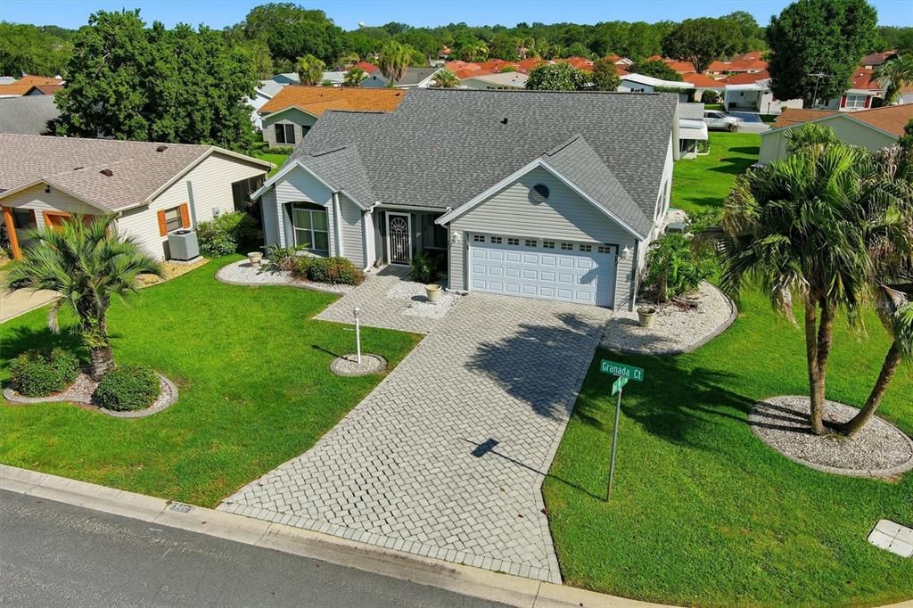 For Sale: $339,000 (2 beds, 2 baths, 1541 Square Feet)
