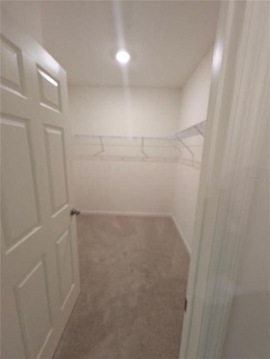 На продажу: $320,000 (4 спален, 2 ванн, 1830 Квадратных фут)