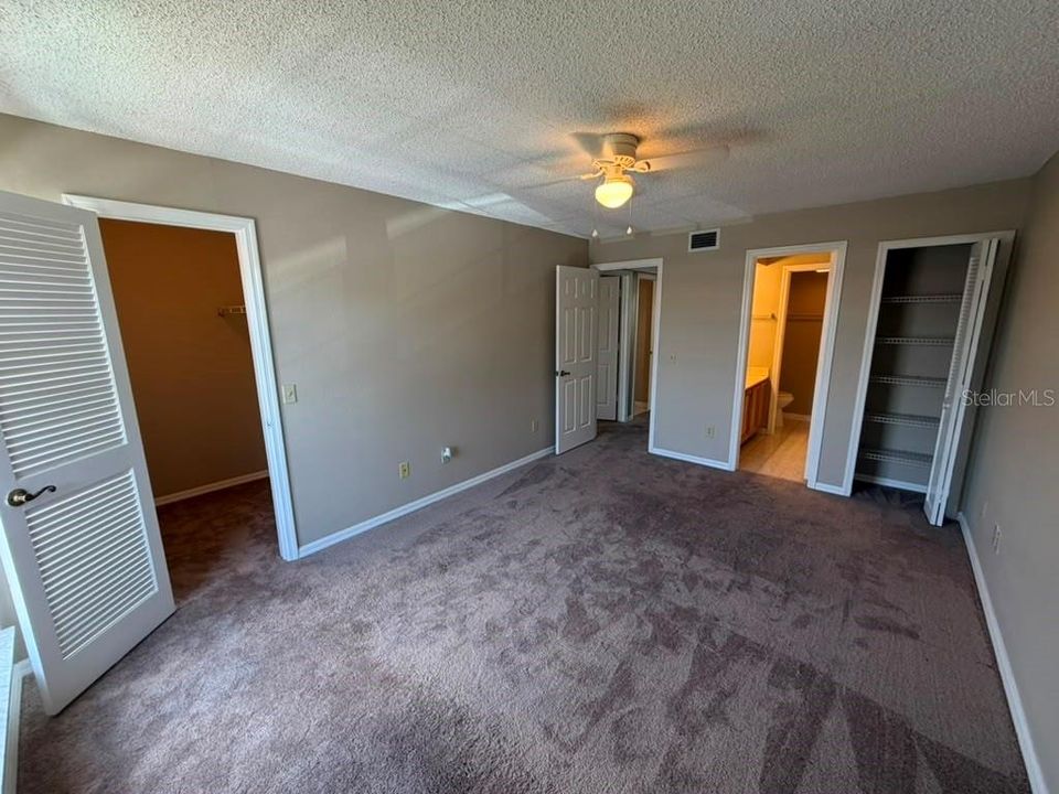 В аренду: $1,700 (2 спален, 2 ванн, 1080 Квадратных фут)