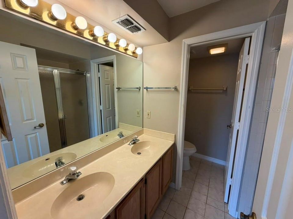 В аренду: $1,700 (2 спален, 2 ванн, 1080 Квадратных фут)