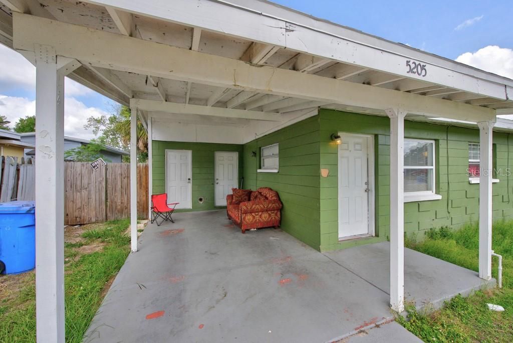 For Sale: $220,000 (3 beds, 1 baths, 890 Square Feet)
