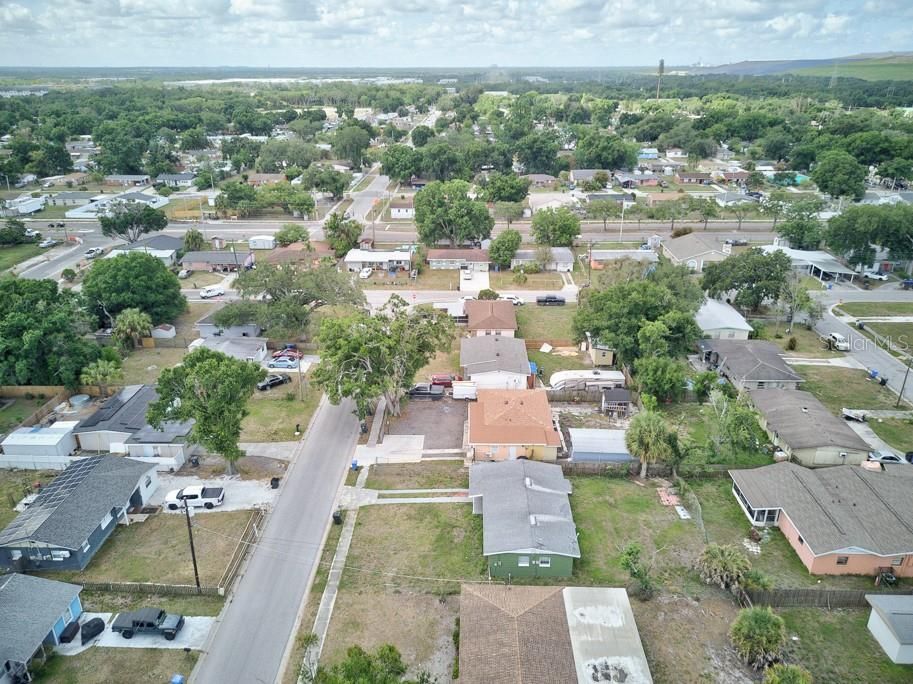 For Sale: $220,000 (3 beds, 1 baths, 890 Square Feet)