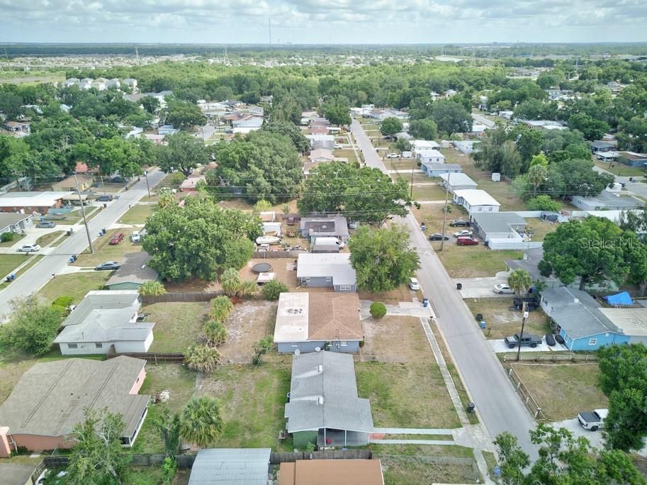 For Sale: $220,000 (3 beds, 1 baths, 890 Square Feet)