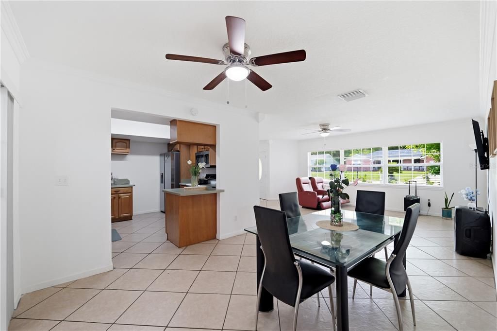 For Sale: $498,900 (5 beds, 4 baths, 2218 Square Feet)