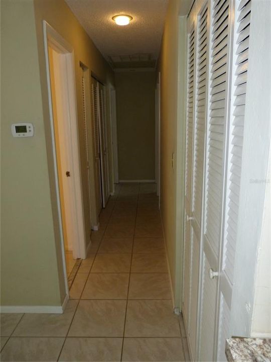 For Rent: $2,100 (3 beds, 2 baths, 1212 Square Feet)