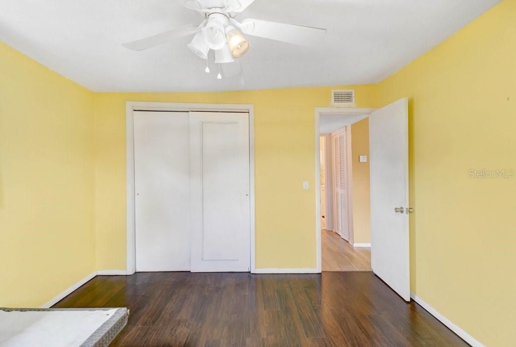 En Venta: $225,000 (2 camas, 1 baños, 852 Pies cuadrados)