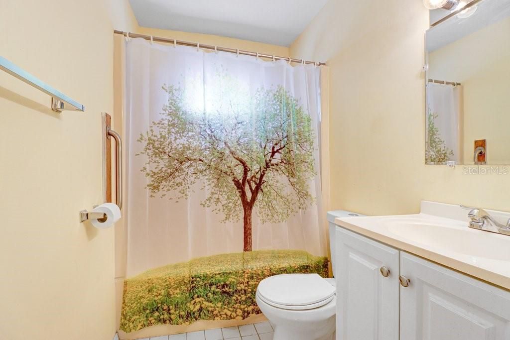 En Venta: $225,000 (2 camas, 1 baños, 852 Pies cuadrados)