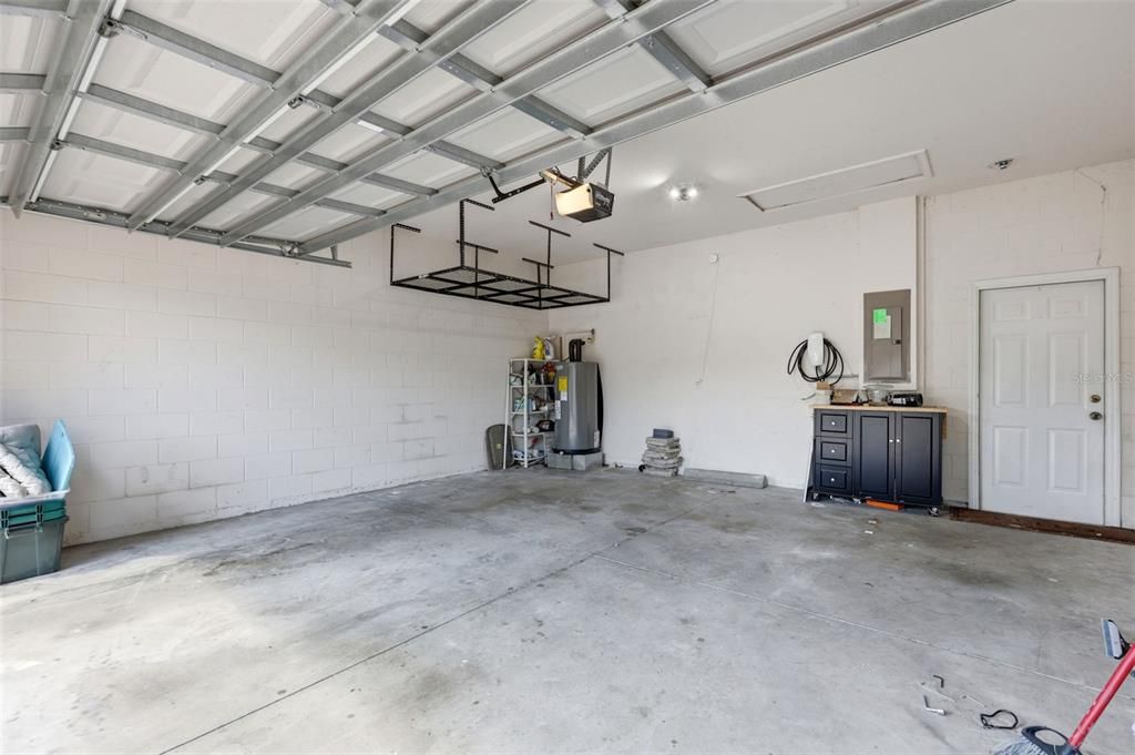 En Venta: $574,900 (4 camas, 2 baños, 3019 Pies cuadrados)
