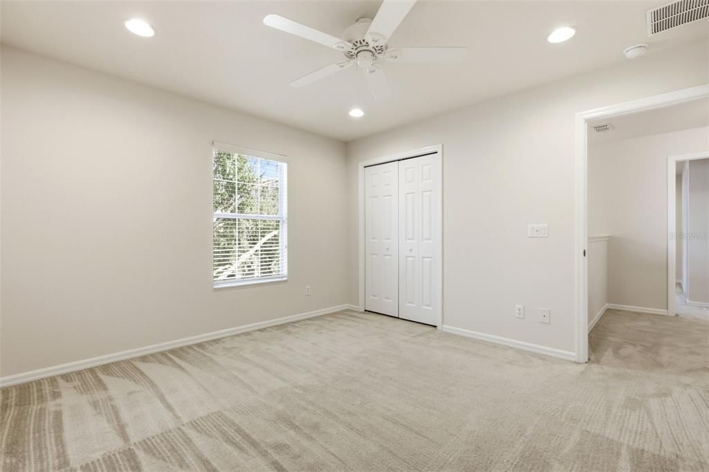 En Venta: $574,900 (4 camas, 2 baños, 3019 Pies cuadrados)