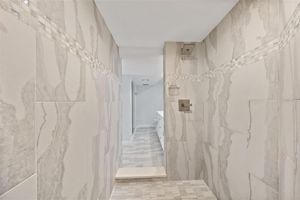 For Rent: $3,600 (2 beds, 2 baths, 1320 Square Feet)