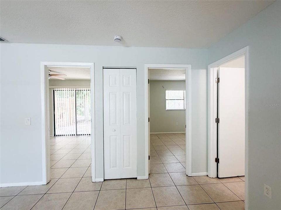 For Rent: $1,495 (2 beds, 1 baths, 860 Square Feet)