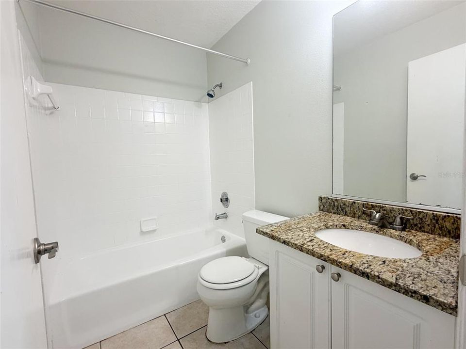 For Rent: $1,495 (2 beds, 1 baths, 860 Square Feet)