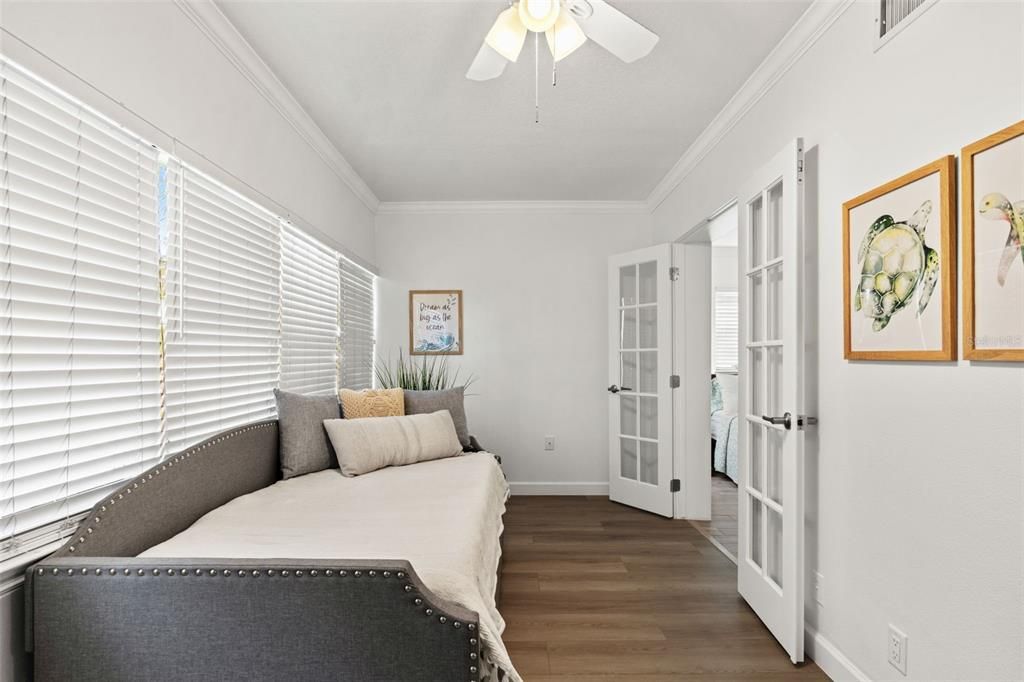 En Venta: $450,000 (2 camas, 1 baños, 950 Pies cuadrados)