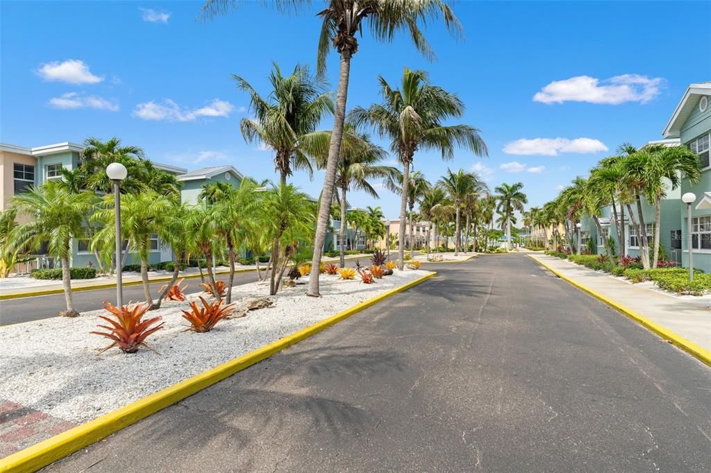 En Venta: $450,000 (2 camas, 1 baños, 950 Pies cuadrados)