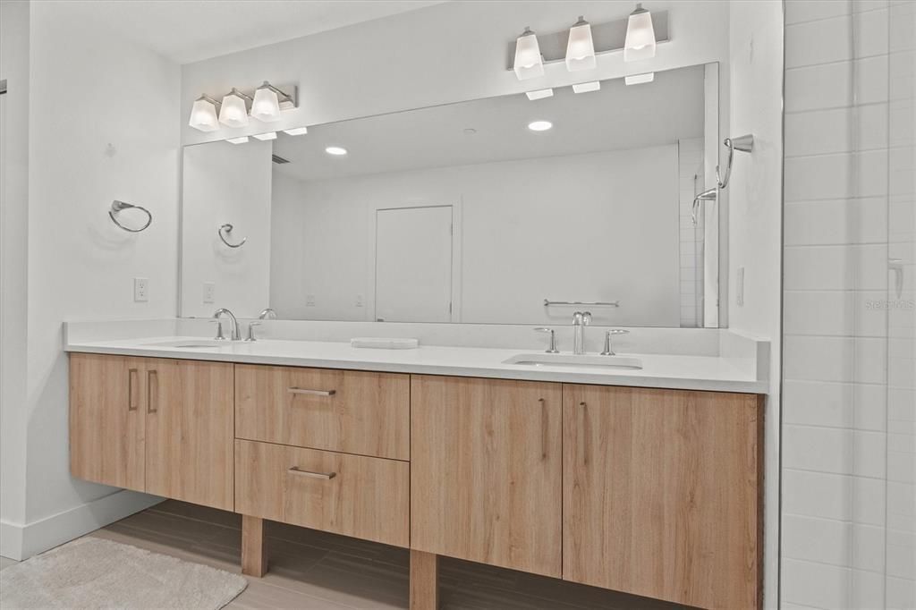 For Sale: $769,000 (3 beds, 2 baths, 1459 Square Feet)