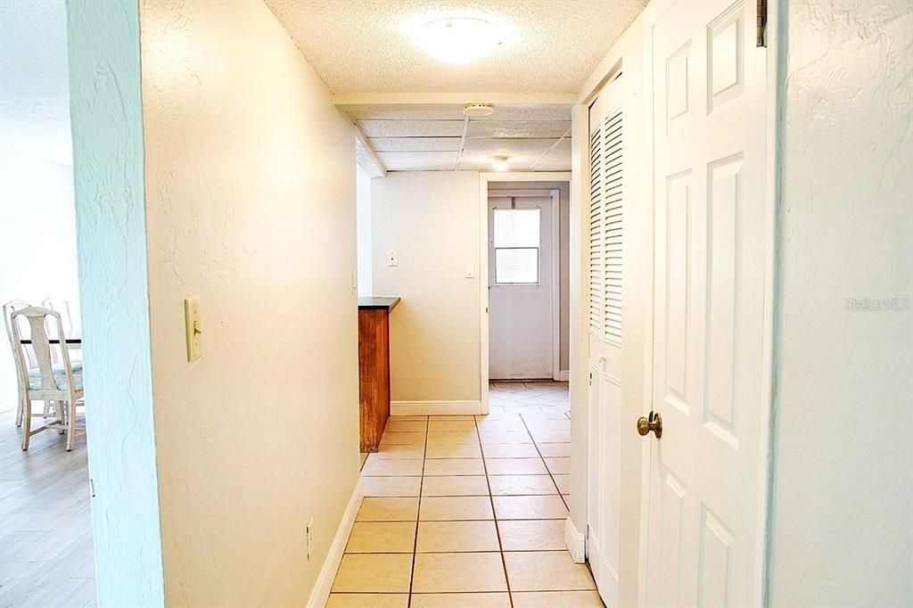 For Sale: $145,000 (3 beds, 2 baths, 1250 Square Feet)