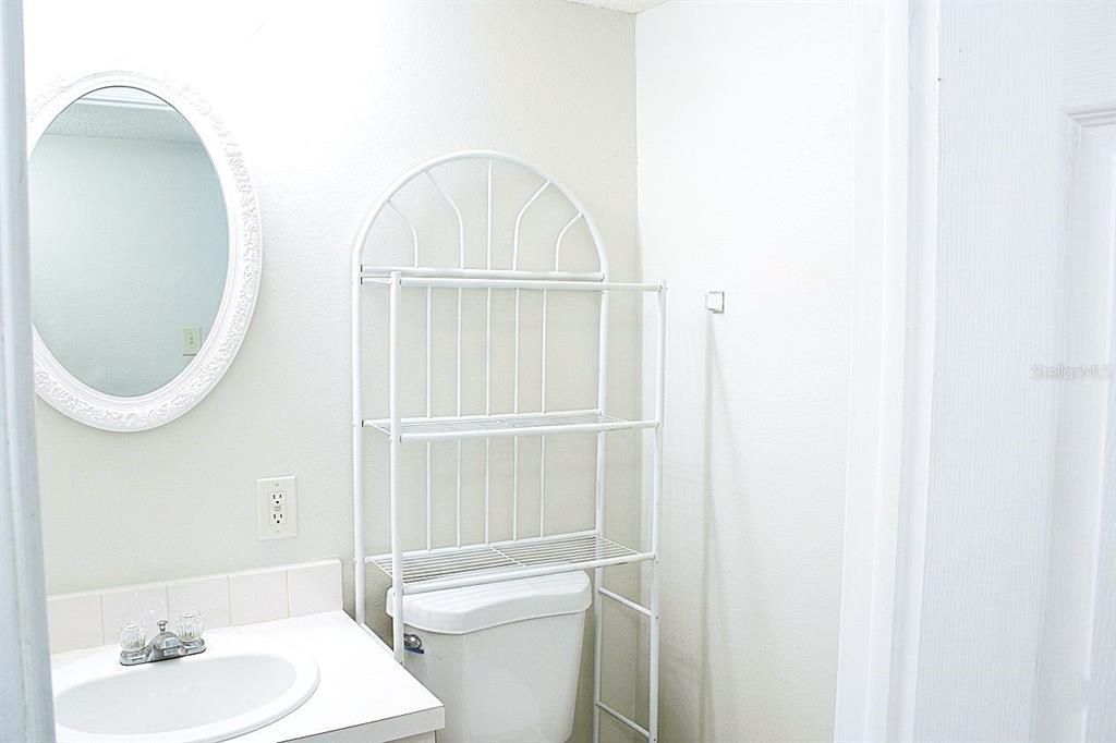 For Sale: $145,000 (3 beds, 2 baths, 1250 Square Feet)