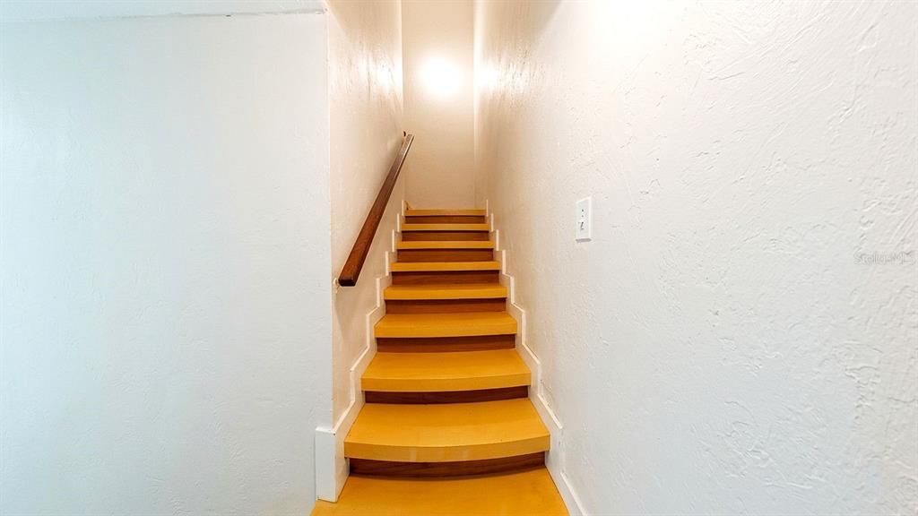 For Sale: $145,000 (3 beds, 2 baths, 1250 Square Feet)