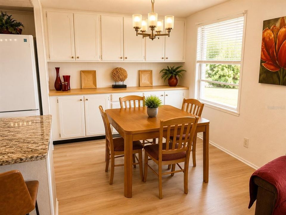 For Sale: $219,900 (2 beds, 2 baths, 960 Square Feet)