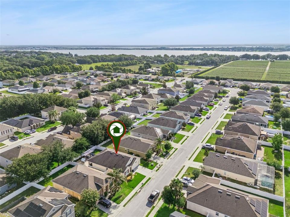 For Sale: $365,000 (4 beds, 2 baths, 1867 Square Feet)