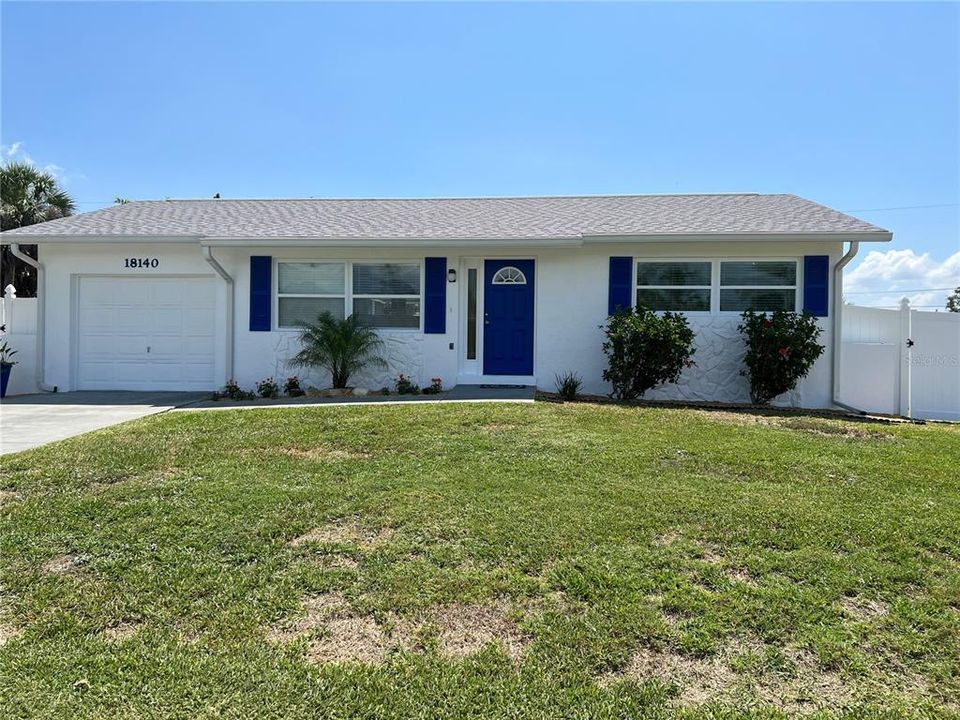 For Rent: $1,900 (2 beds, 2 baths, 1196 Square Feet)