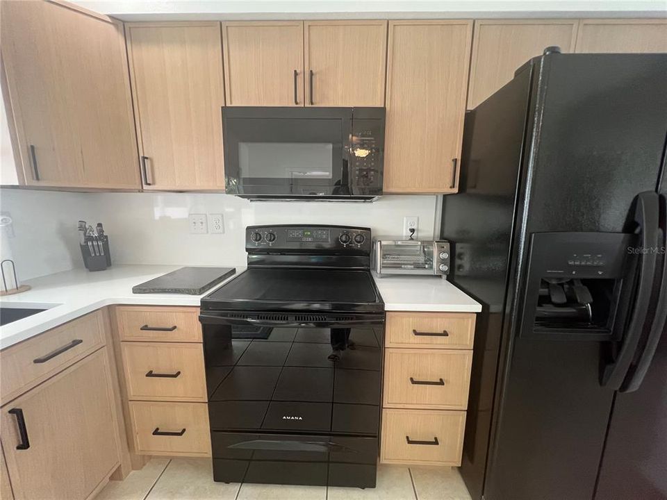 For Rent: $1,900 (2 beds, 2 baths, 1196 Square Feet)