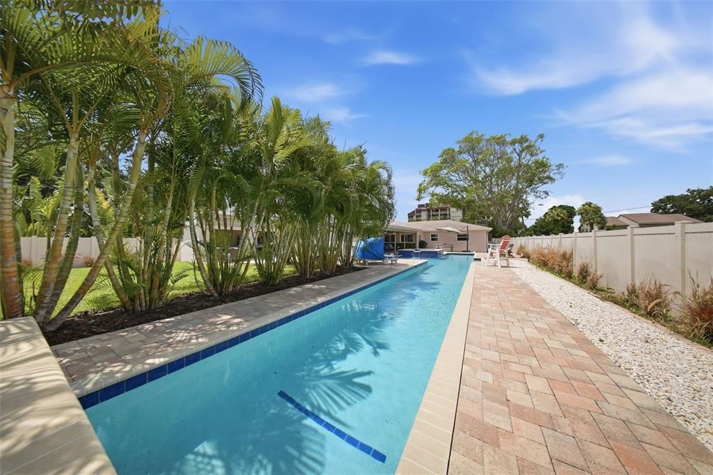 For Sale: $800,000 (3 beds, 4 baths, 2227 Square Feet)