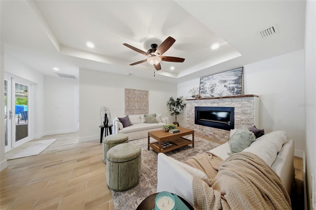 For Sale: $800,000 (3 beds, 4 baths, 2227 Square Feet)