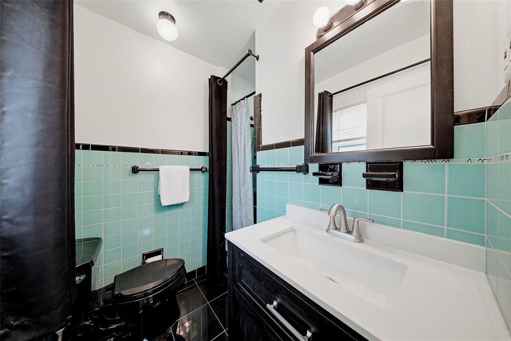 For Sale: $800,000 (3 beds, 4 baths, 2227 Square Feet)