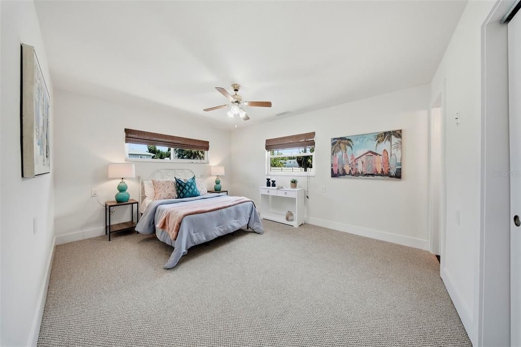 For Sale: $800,000 (3 beds, 4 baths, 2227 Square Feet)