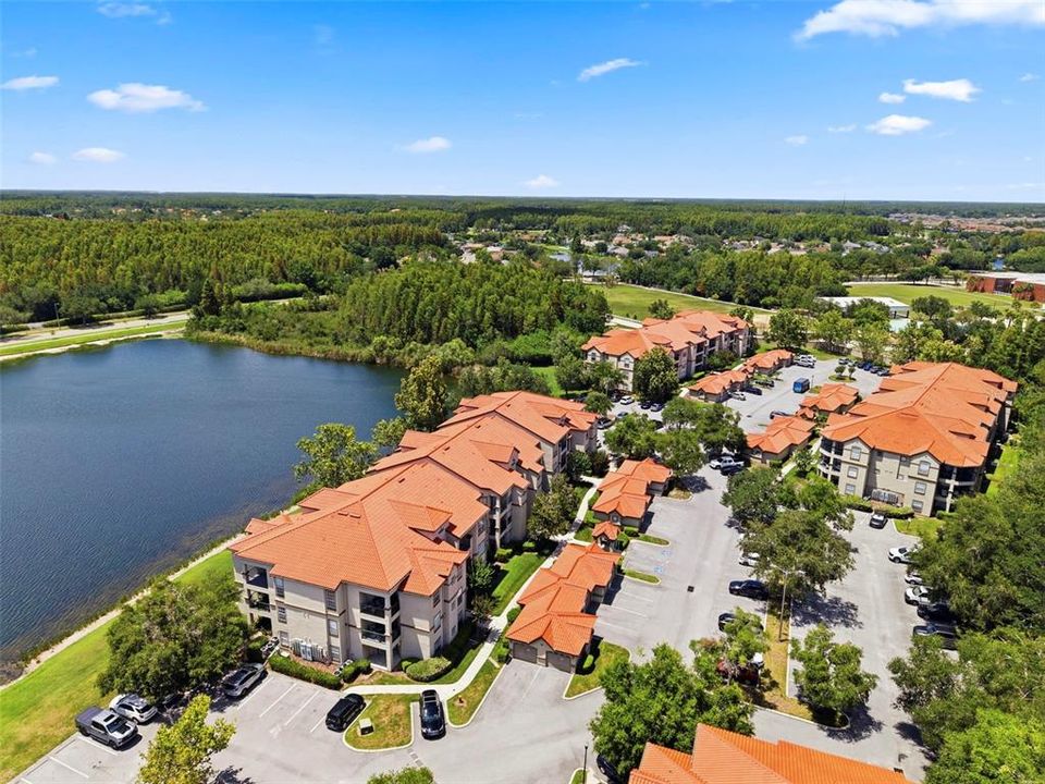 For Sale: $159,000 (1 beds, 1 baths, 792 Square Feet)