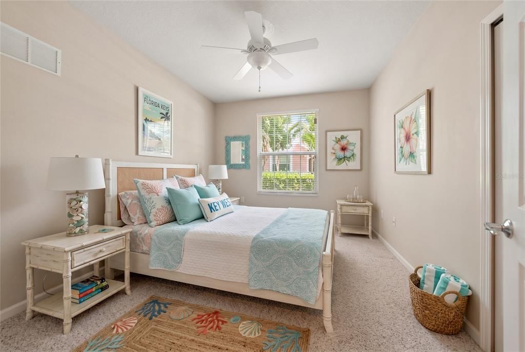 For Sale: $372,000 (2 beds, 2 baths, 1638 Square Feet)