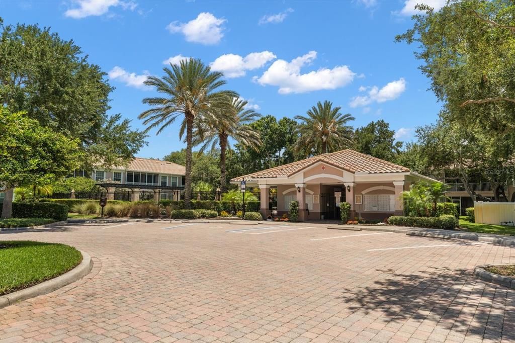 For Sale: $372,000 (2 beds, 2 baths, 1638 Square Feet)