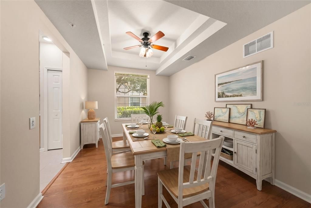 For Sale: $372,000 (2 beds, 2 baths, 1638 Square Feet)