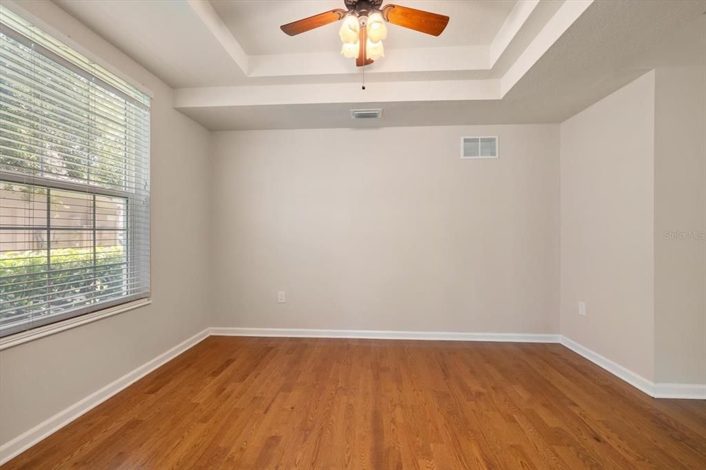 For Sale: $372,000 (2 beds, 2 baths, 1638 Square Feet)