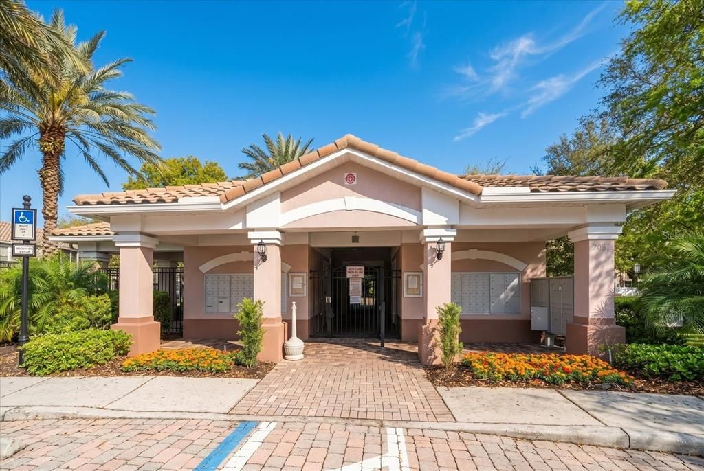 For Sale: $372,000 (2 beds, 2 baths, 1638 Square Feet)