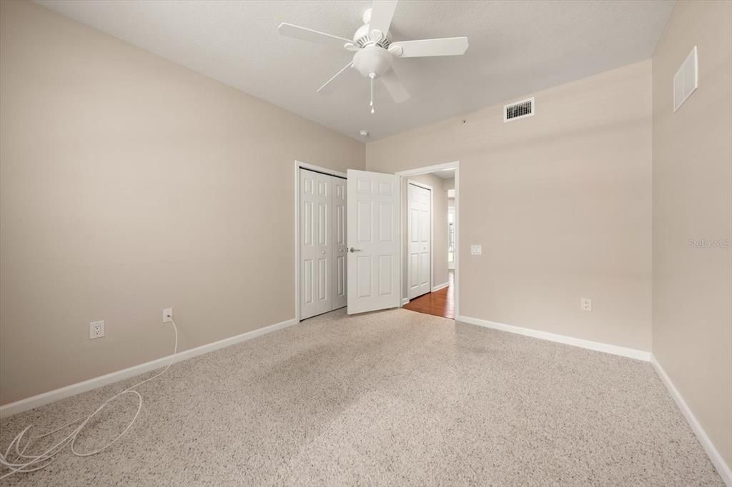 For Sale: $372,000 (2 beds, 2 baths, 1638 Square Feet)