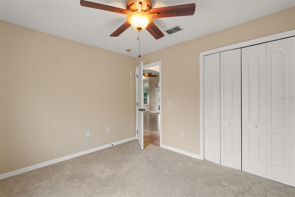 For Sale: $389,900 (4 beds, 3 baths, 2069 Square Feet)