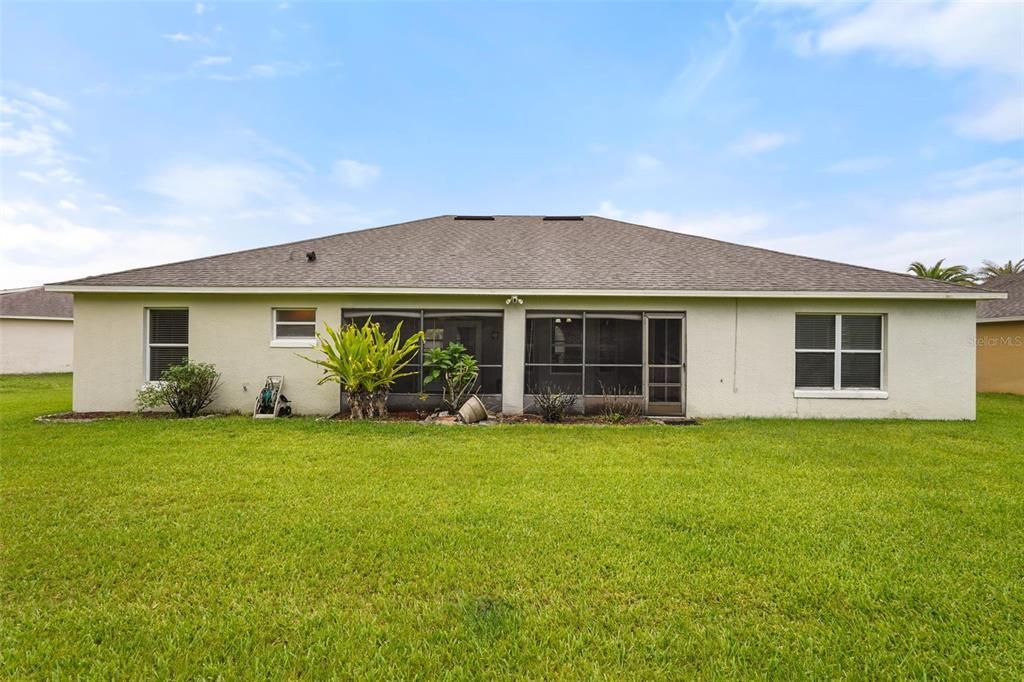 For Sale: $389,900 (4 beds, 3 baths, 2069 Square Feet)
