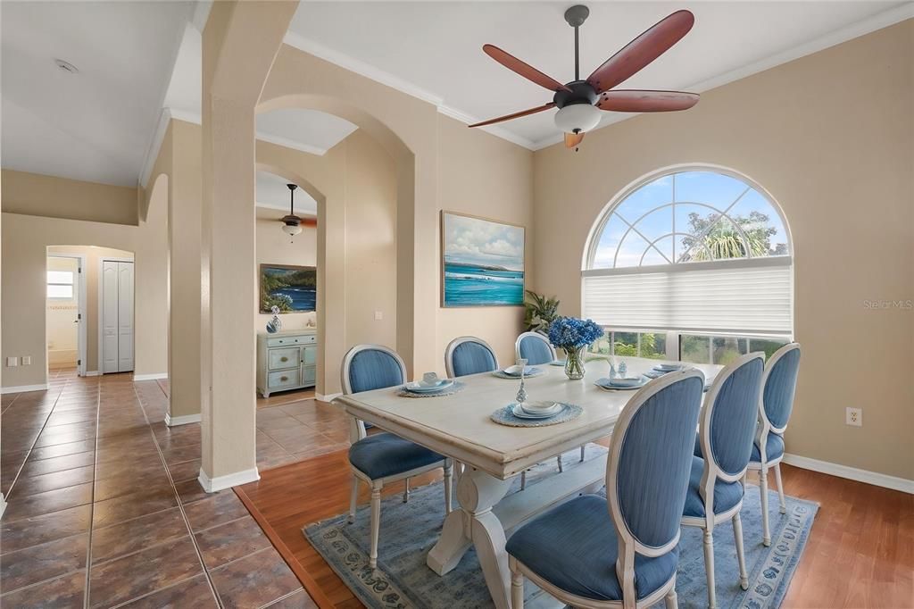 For Sale: $389,900 (4 beds, 3 baths, 2069 Square Feet)