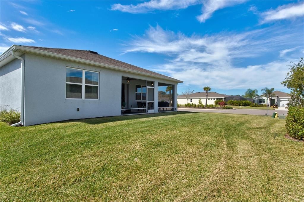 For Rent: $2,950 (4 beds, 2 baths, 2047 Square Feet)