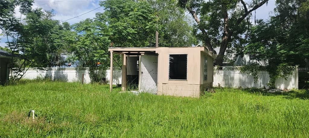 For Sale: $130,000 (3 beds, 2 baths, 1929 Square Feet)