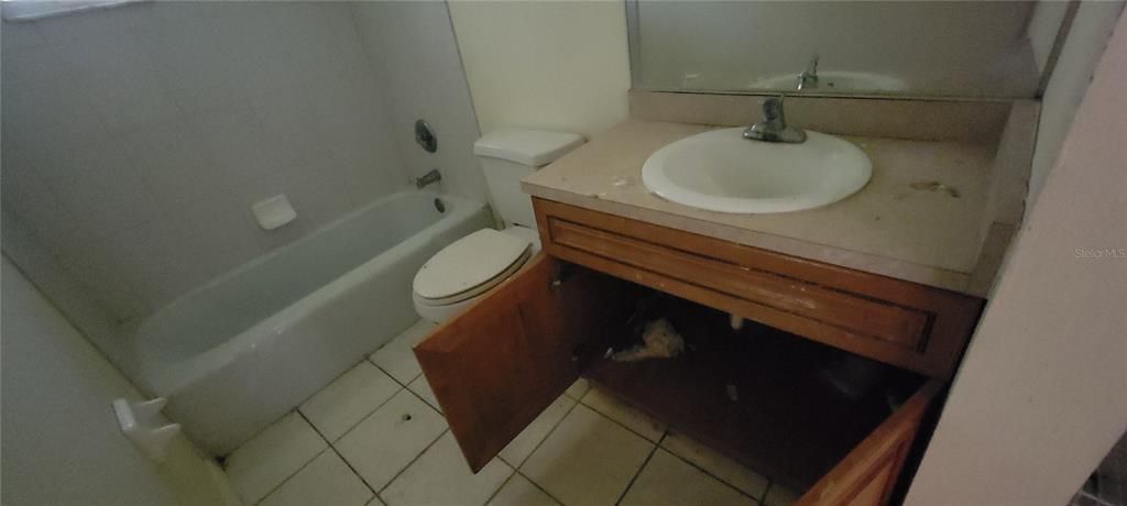 For Sale: $130,000 (3 beds, 2 baths, 1929 Square Feet)