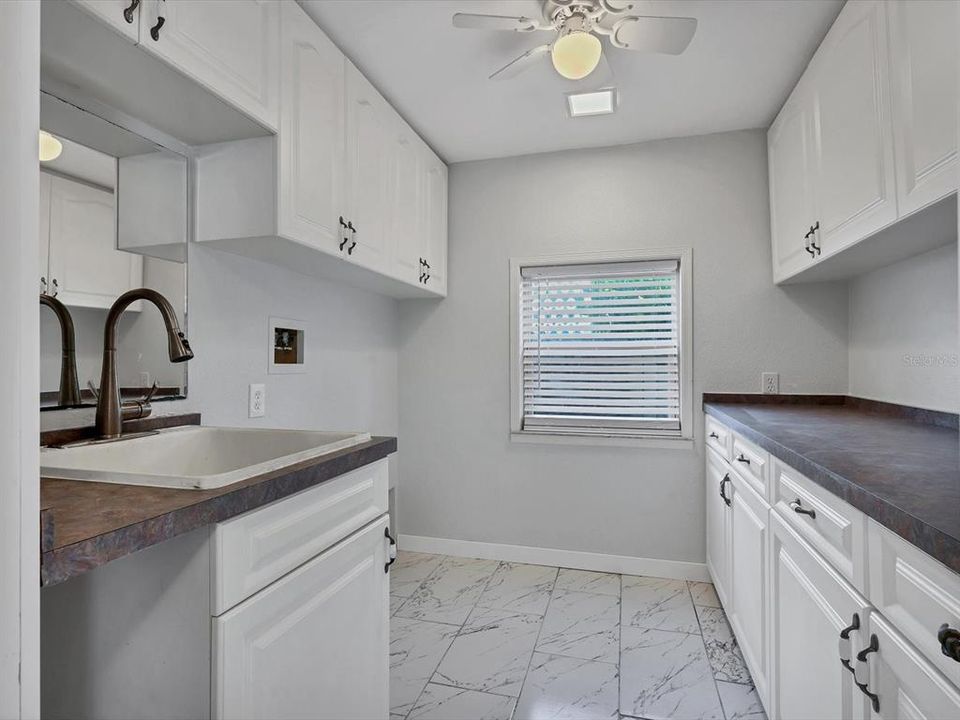 For Rent: $4,500 (3 beds, 3 baths, 2400 Square Feet)